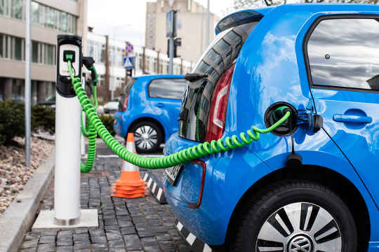 5 Reasons Why You Might Be Driving Electric Cars Sooner